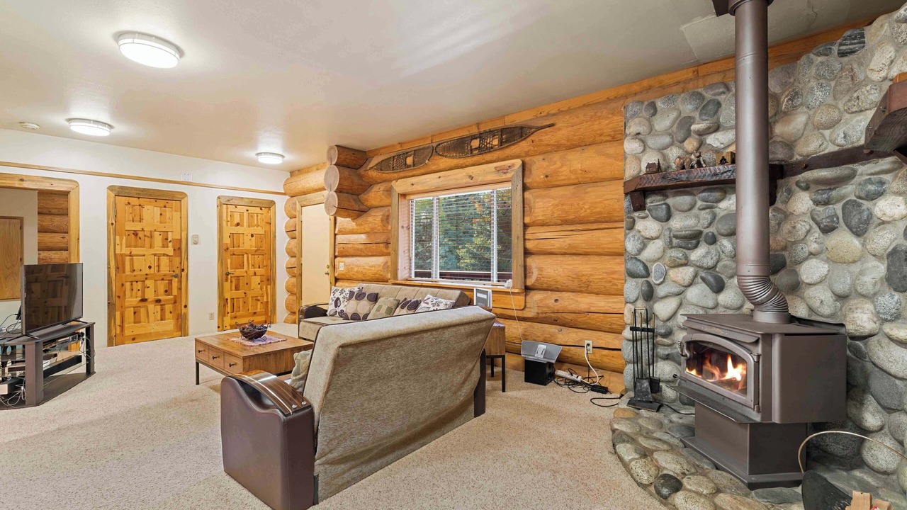Photo of Bedroom in Leavenworth