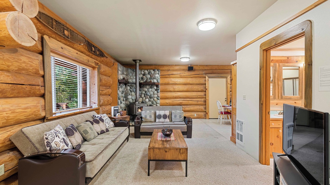 Photo of Bedroom in Leavenworth