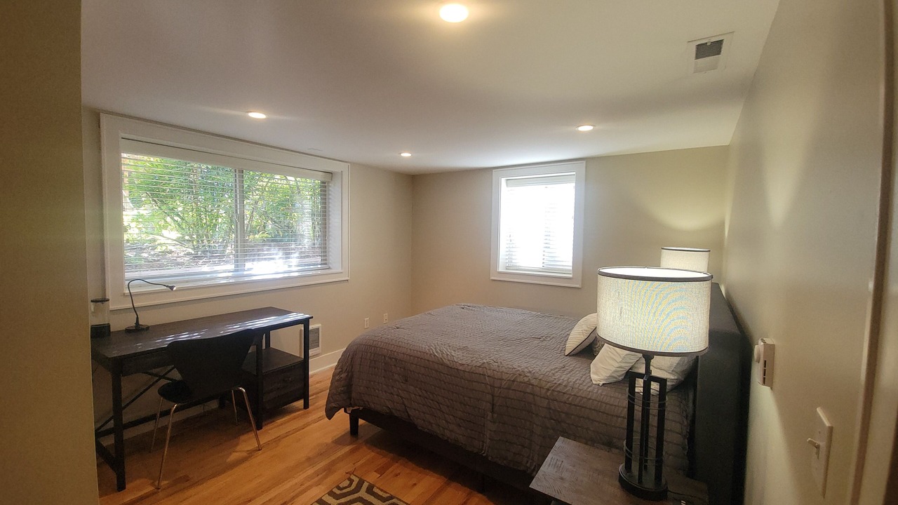 Photo of Bedroom in Maple Leaf