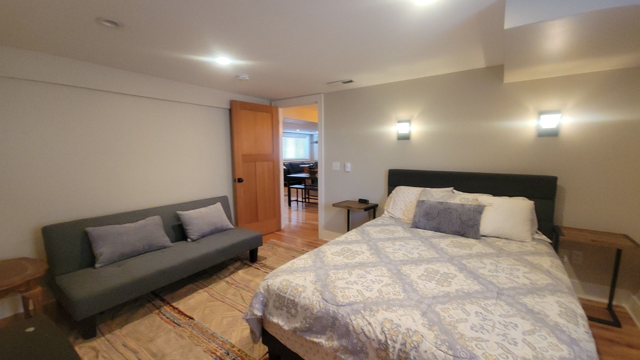 Photo of Bedroom in Maple Leaf