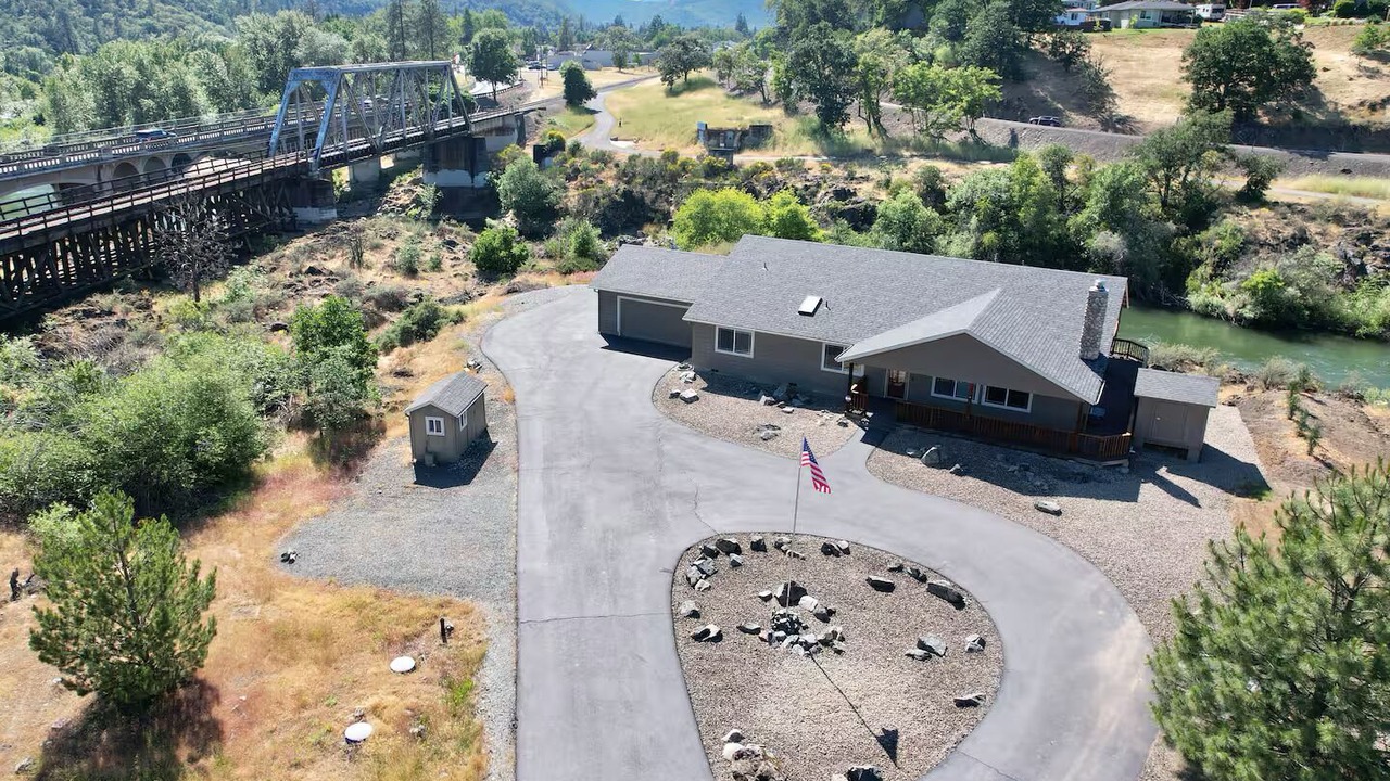 Photo of Outdoor in Gold Hill