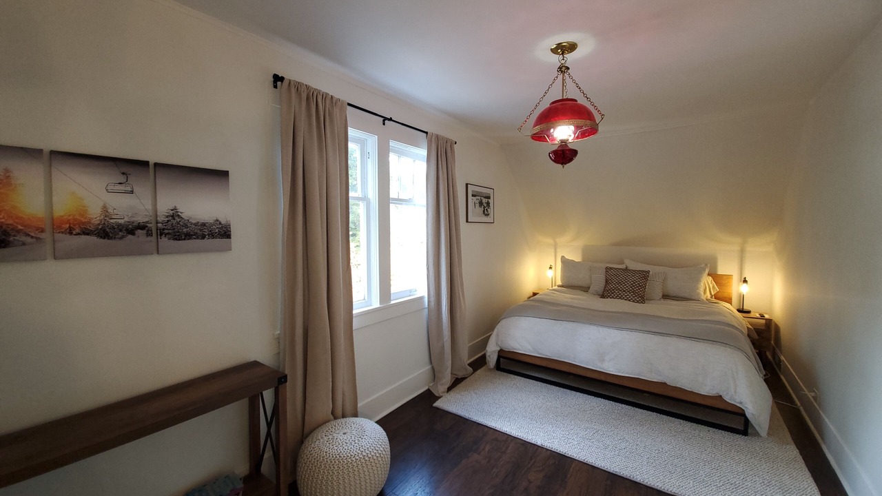Photo of Bedroom in Wallace