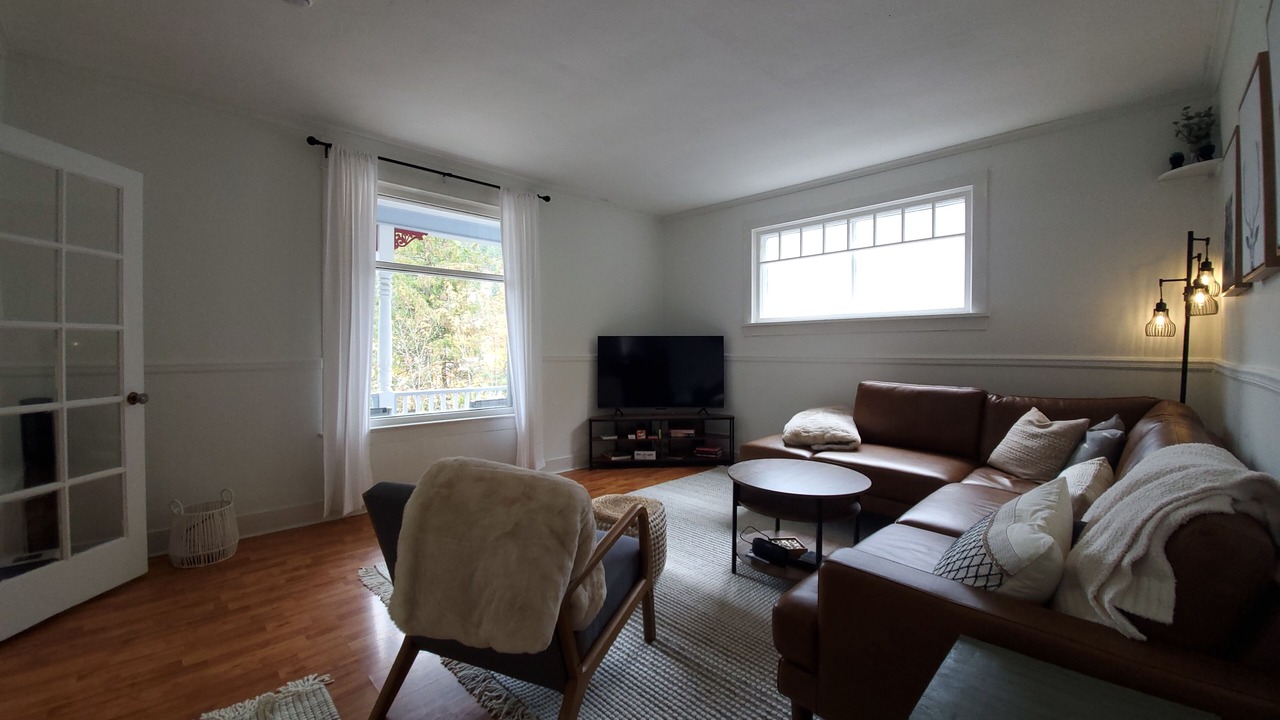 Photo of Livingroom in Wallace