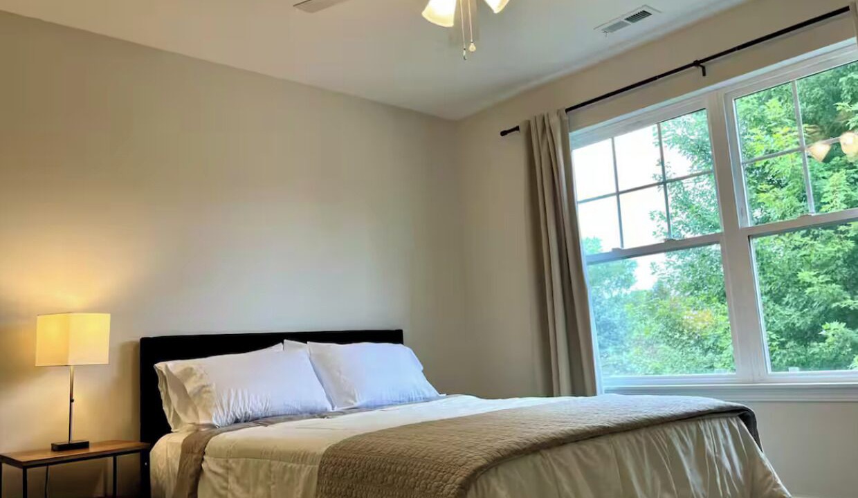 Photo of Bedroom in Ames