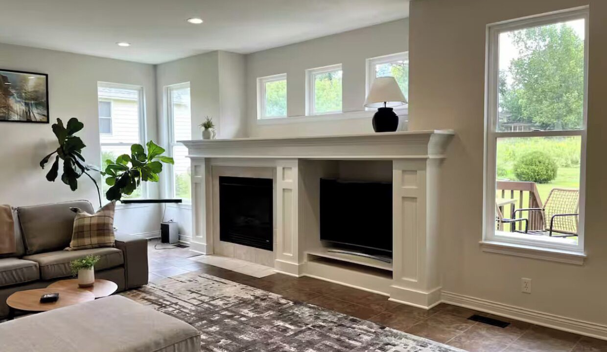 Photo of Livingroom in Ames