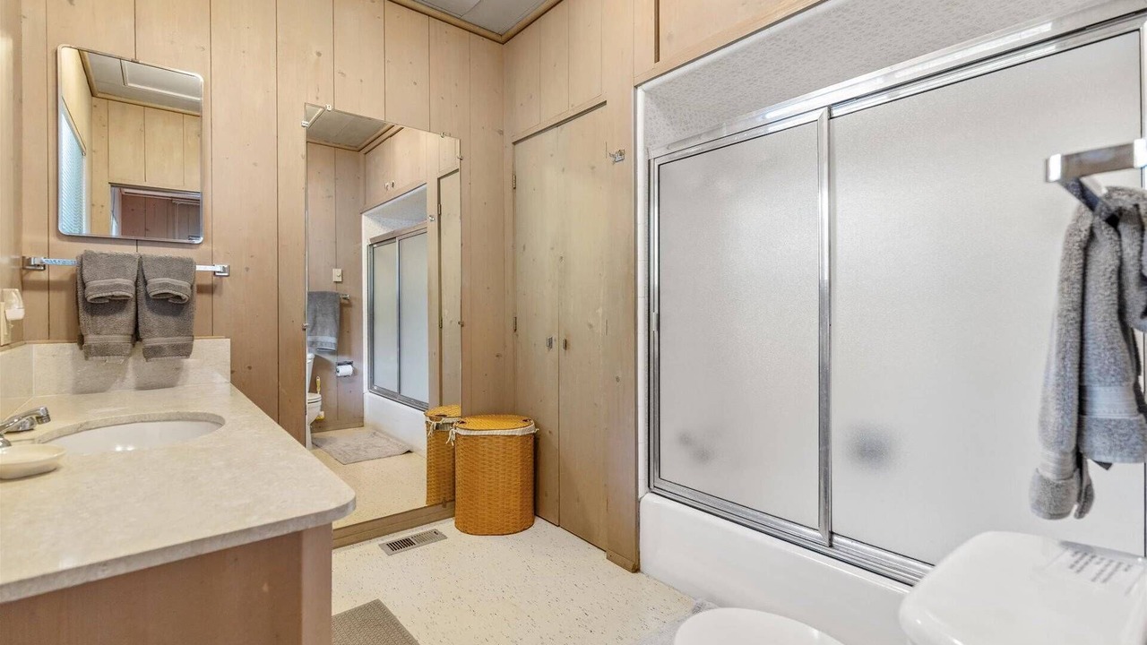 Photo of Bathroom in Hayden Lake