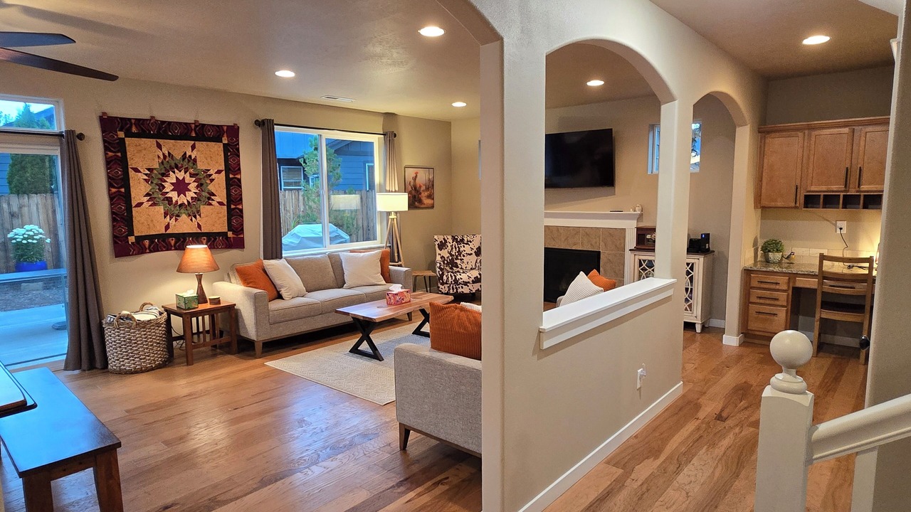 Photo of Livingroom in Sisters