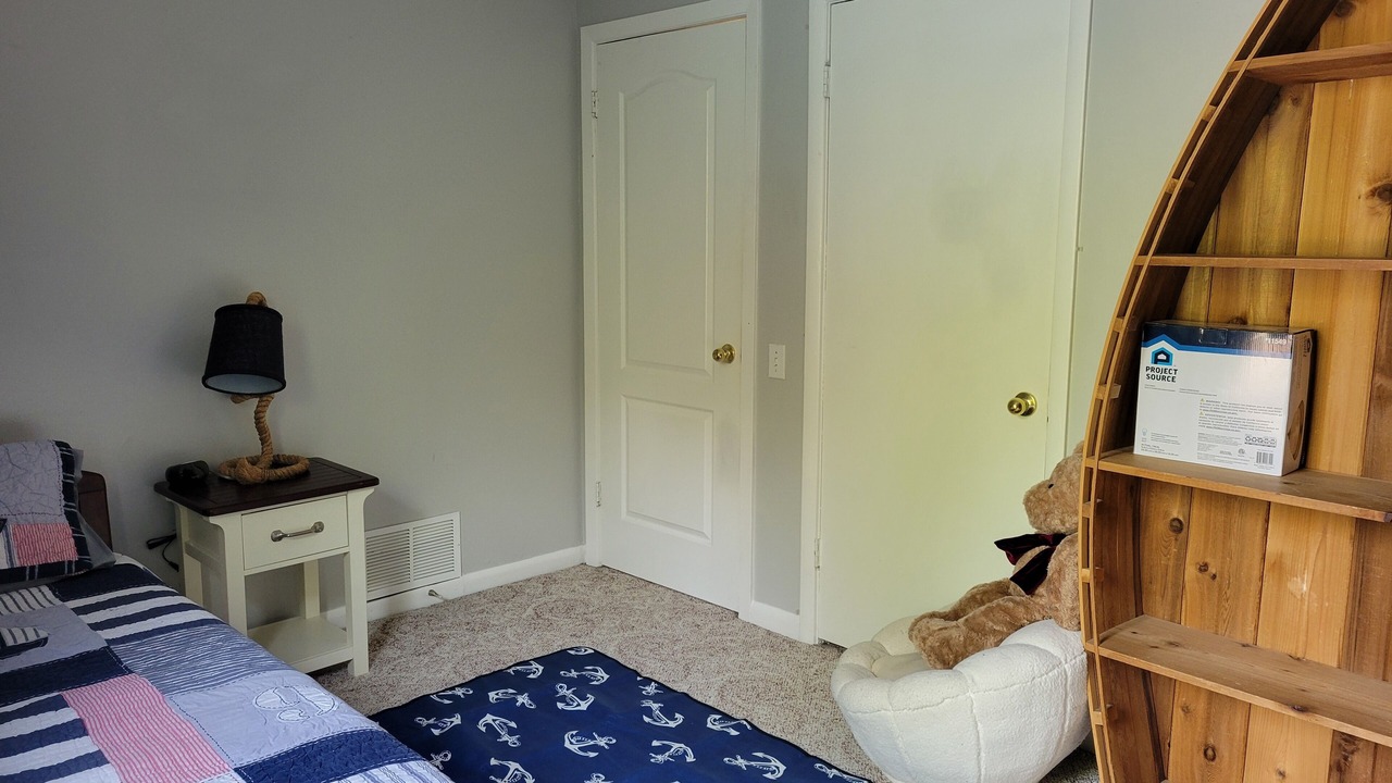 Photo of Bedroom in Bremerton