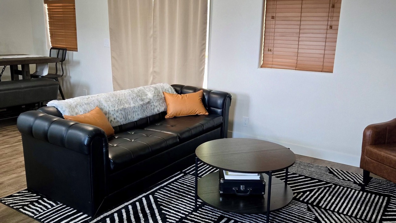 Photo of Livingroom in Kingston