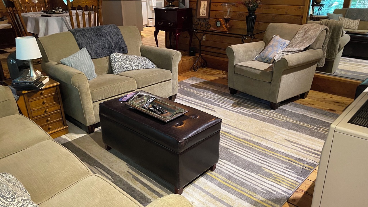 Photo of Livingroom in Enumclaw