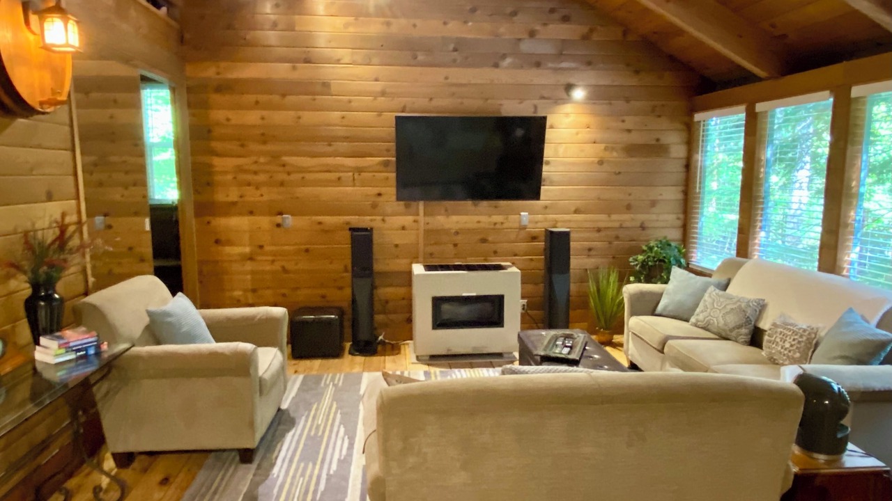 Photo of Livingroom in Enumclaw