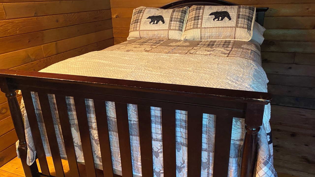 Photo of Bedroom in Enumclaw