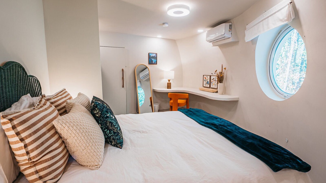 Photo of Bedroom in Glacier