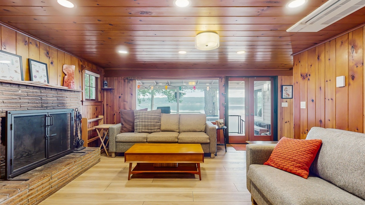 Photo of Livingroom in Freeland