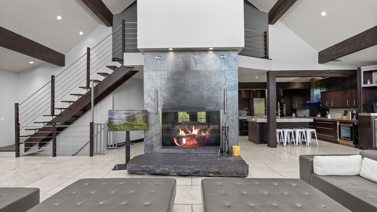 Photo of Livingroom in Trout Creek