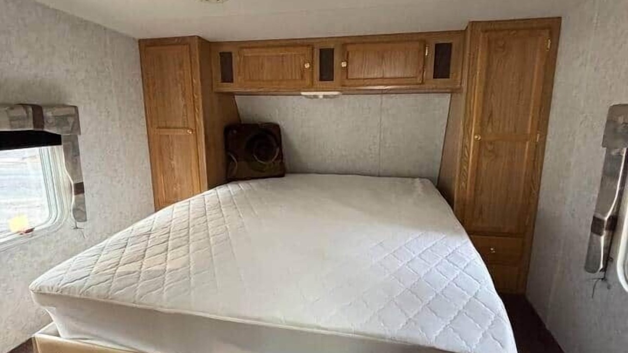 Photo of Bedroom in Crescent