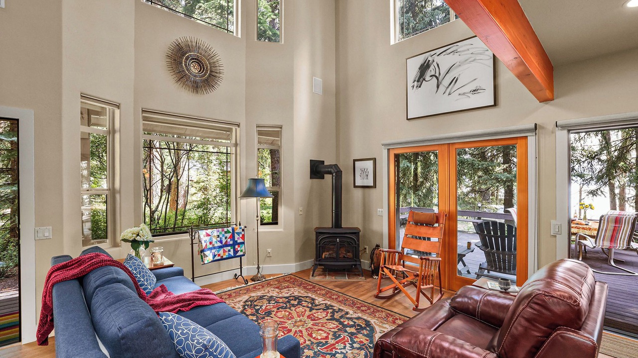 Photo of Livingroom in McCall