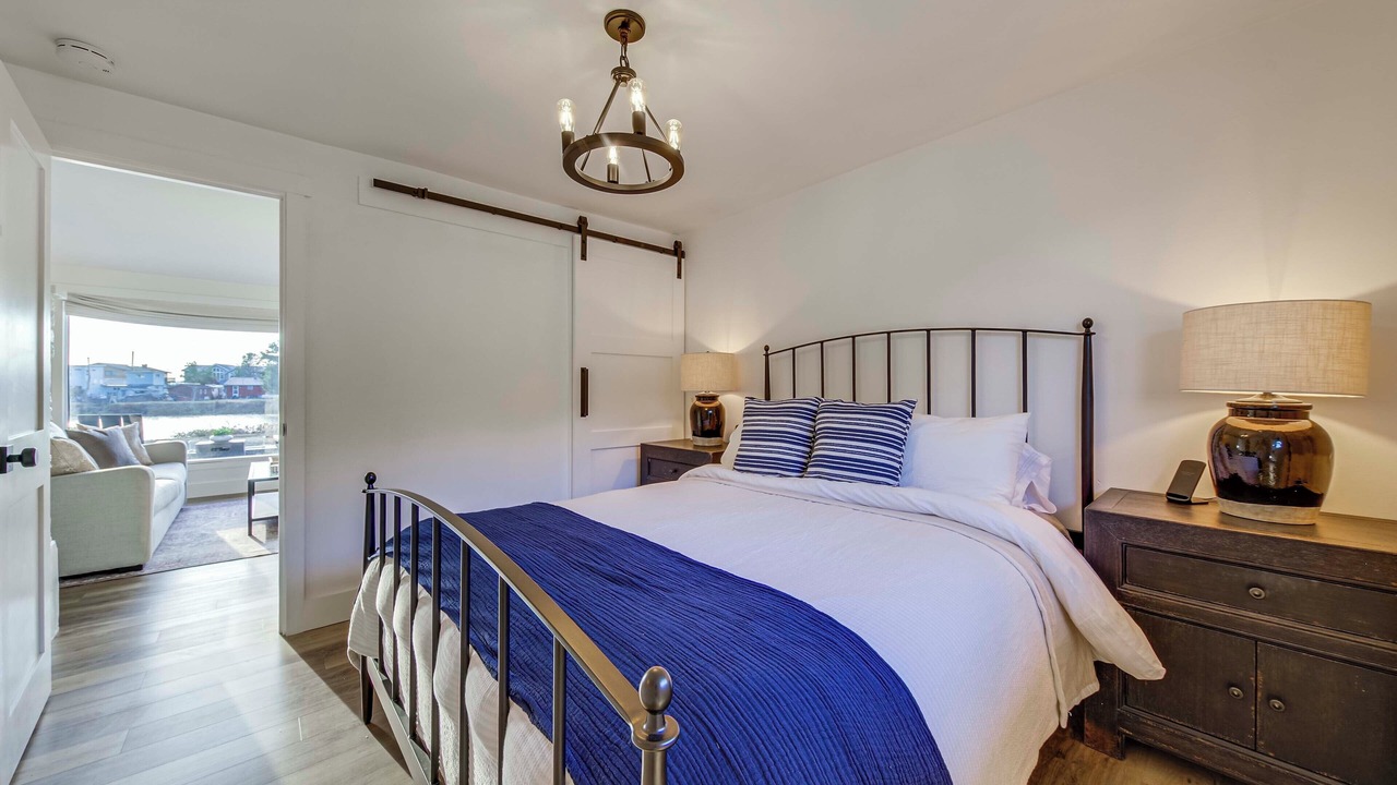 Photo of Bedroom in Lagoon Point