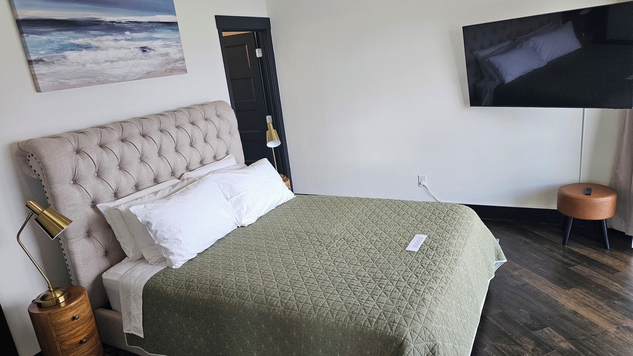 Photo of Bedroom in North End