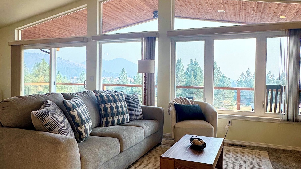 Photo of Bedroom in Colville