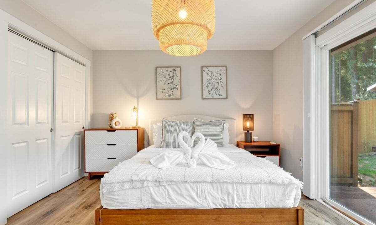Photo of Bedroom in Grass Lawn