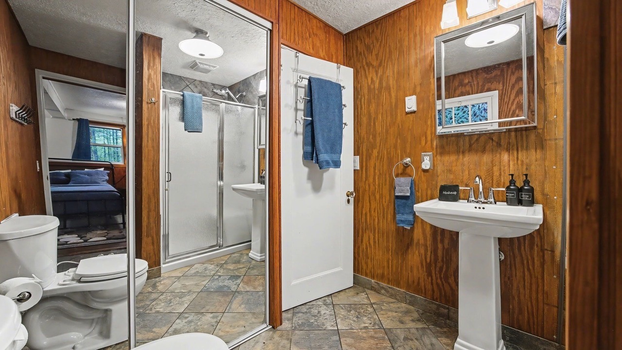 Photo of Bathroom in Welches