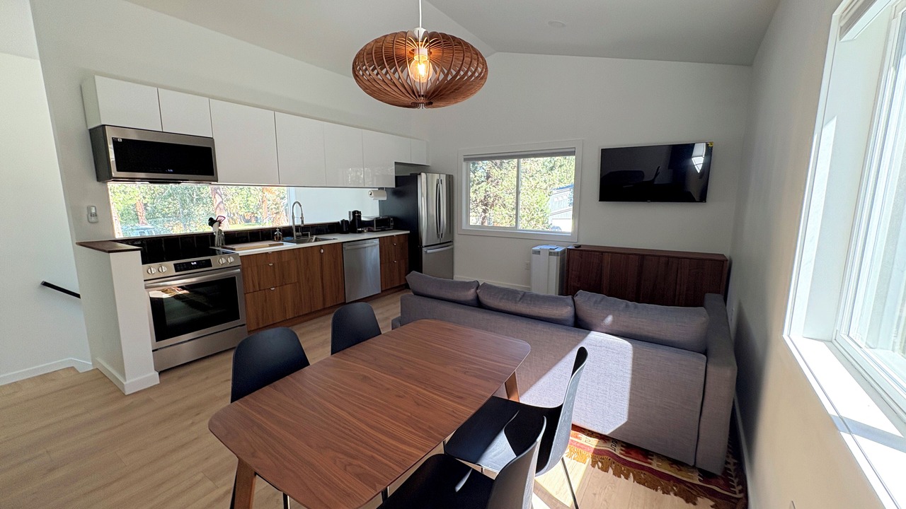 Photo of Livingroom in River West