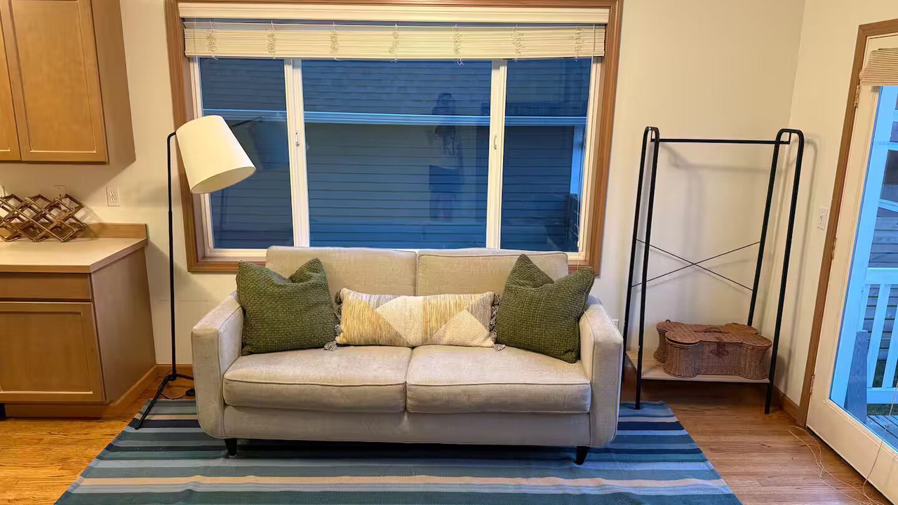 Photo of Livingroom in North Bend