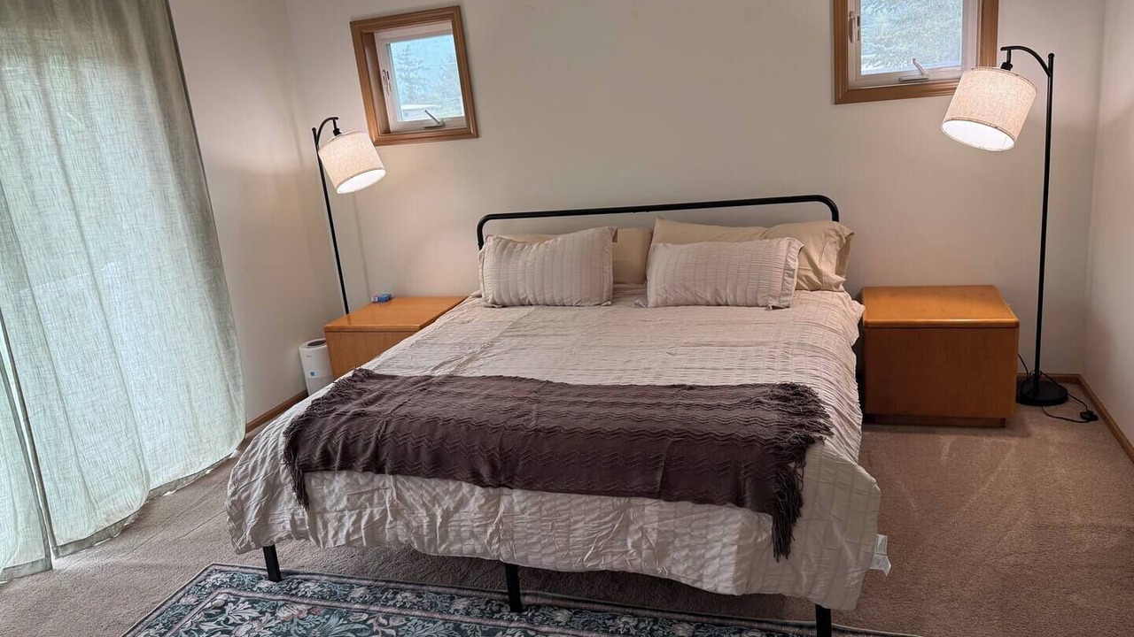 Photo of Bedroom in North Bend