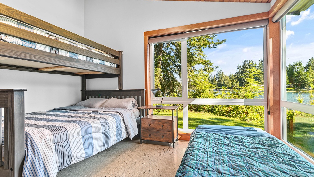Photo of Bedroom in Lake Goodwin