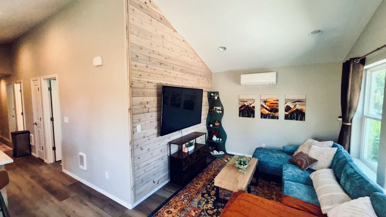 Photo of Livingroom in Hazel Dell