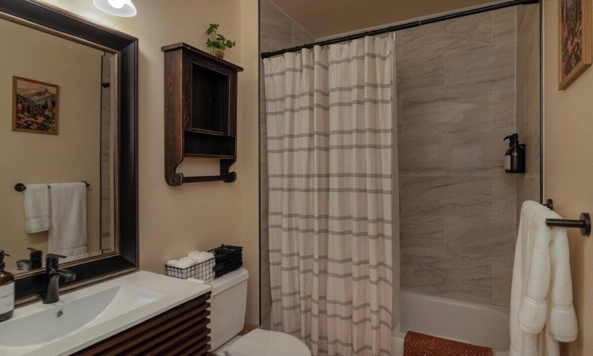 Photo of Bathroom in Ashford