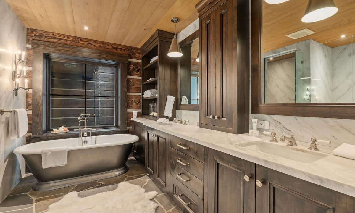 Photo of Bathroom in John Dodge
