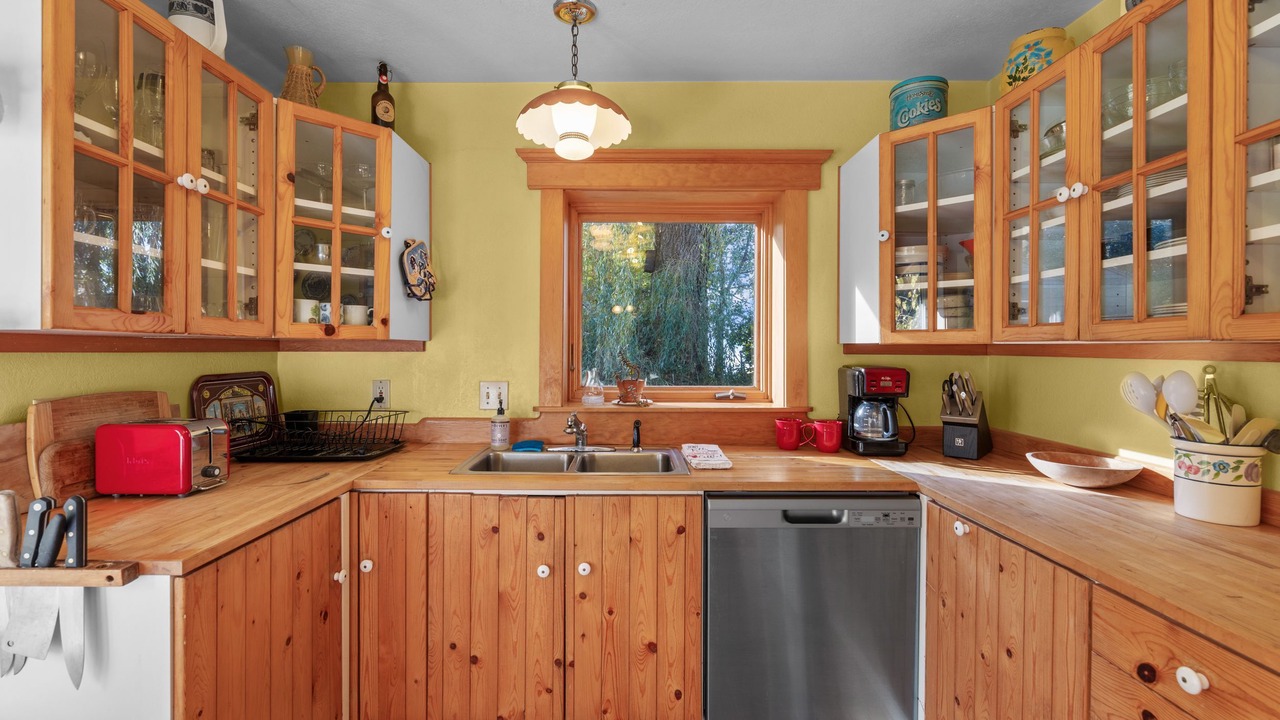 Photo of Kitchen in Sandpoint