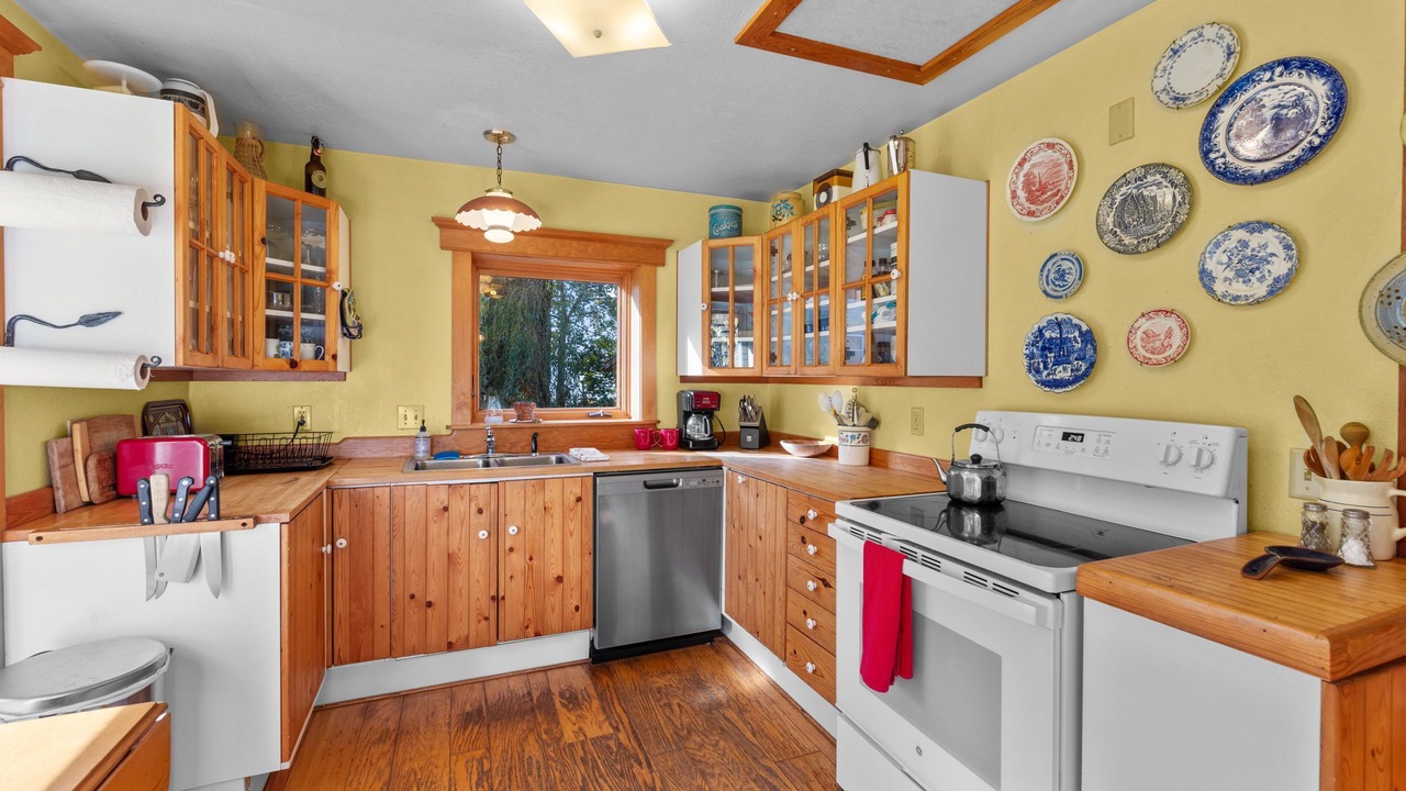 Photo of Kitchen in Sandpoint