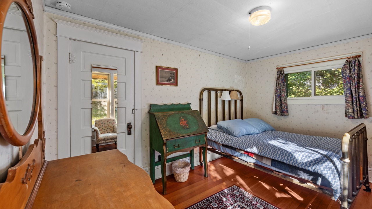 Photo of Bedroom in Sandpoint