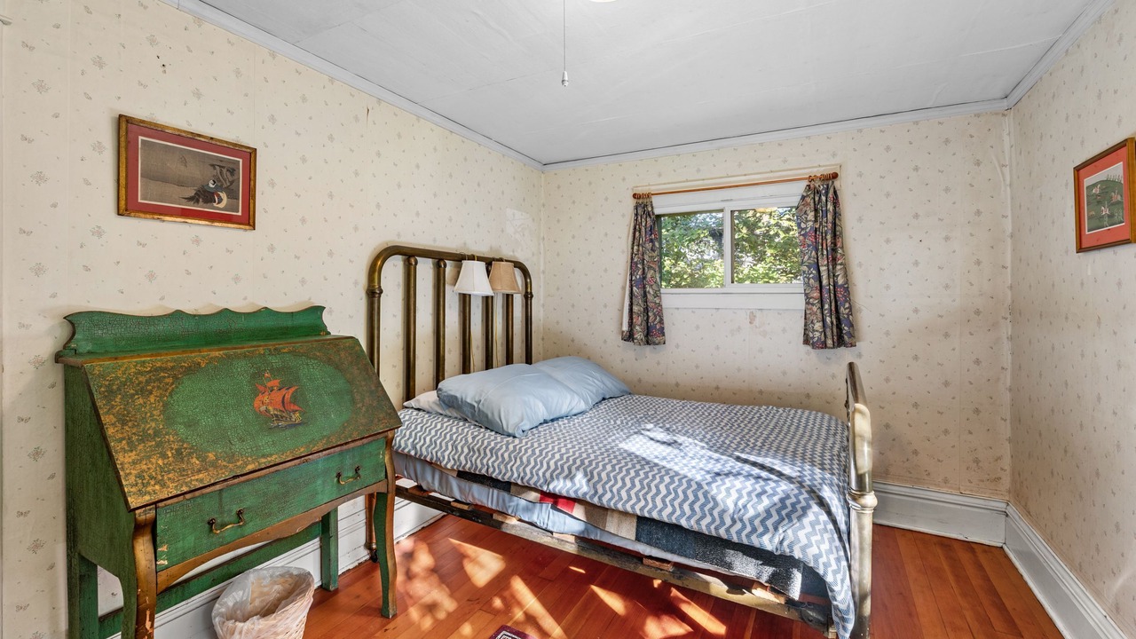 Photo of Bedroom in Sandpoint