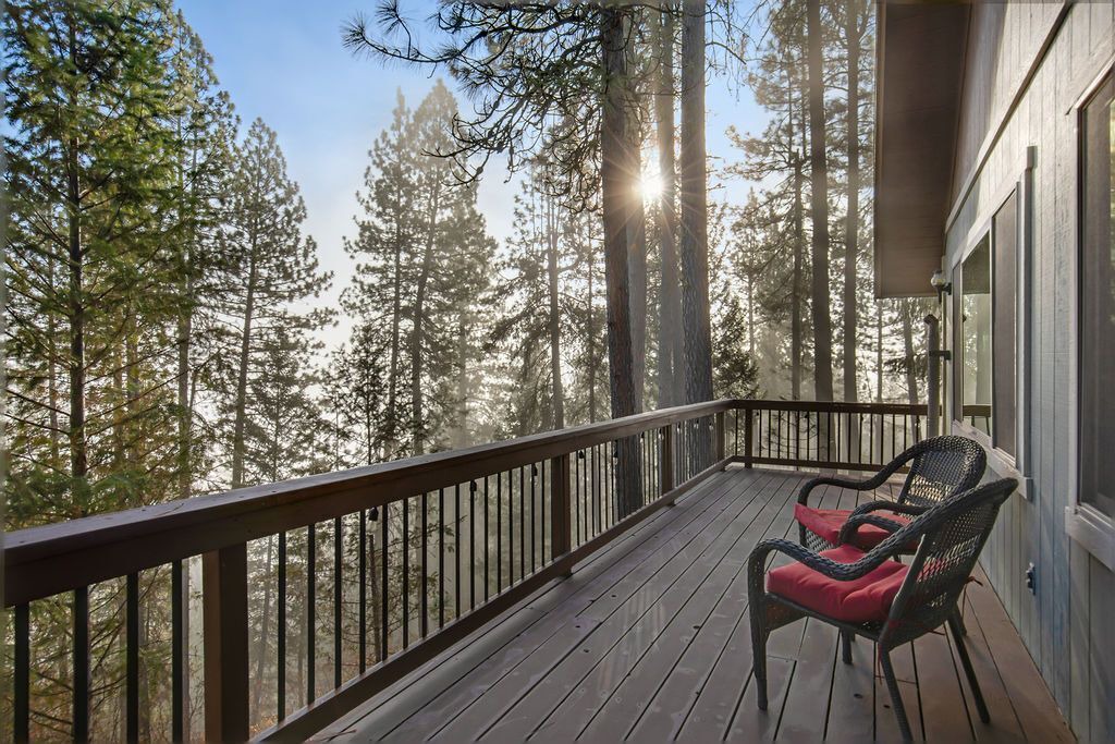 Photo of Patio Balcony in Garden Valley