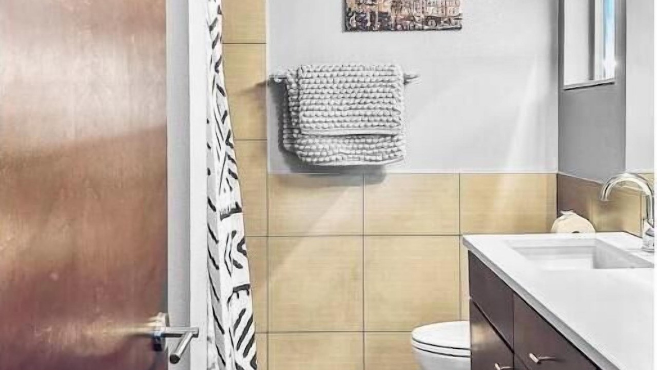 Photo of Bathroom in Alki