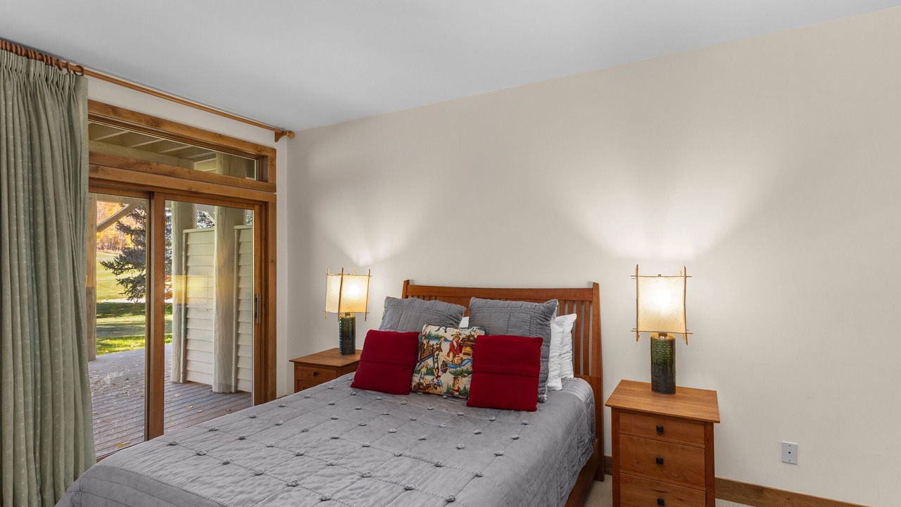 Photo of Bedroom in Elkhorn Village