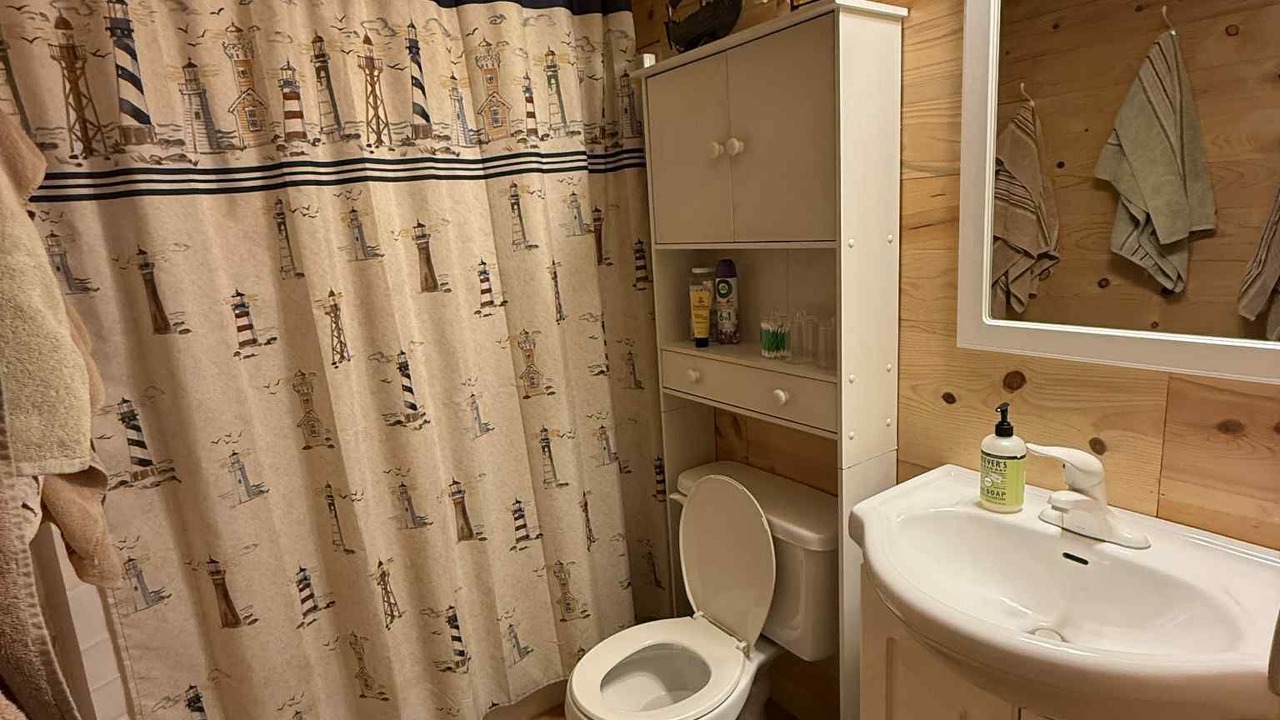 Photo of Bathroom in Republic