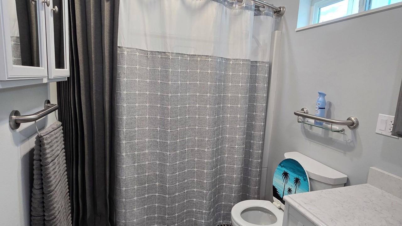 Photo of Bathroom in Retsil