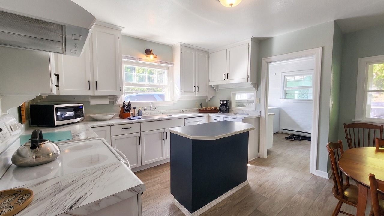Photo of Kitchen in Hoodsport