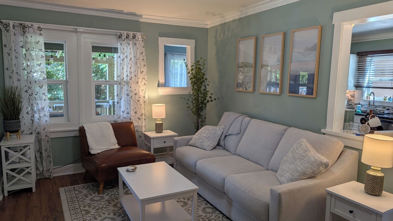 Photo of Livingroom in Manito