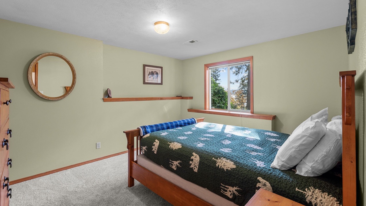 Photo of Bedroom in Rockford Bay