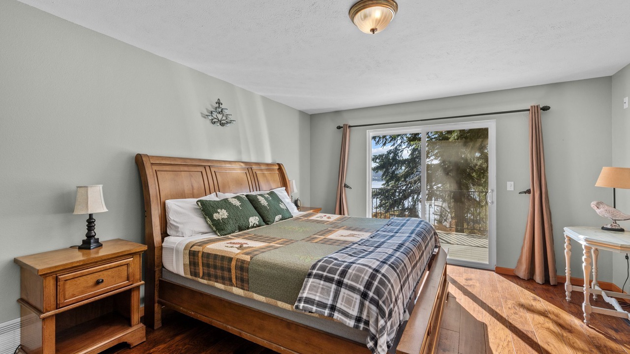 Photo of Bedroom in Rockford Bay