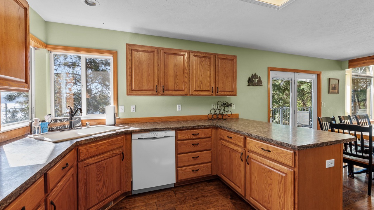 Photo of Kitchen in Rockford Bay