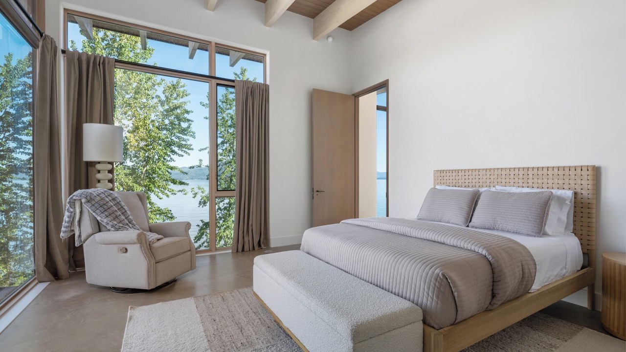 Photo of Bedroom in Ponderay
