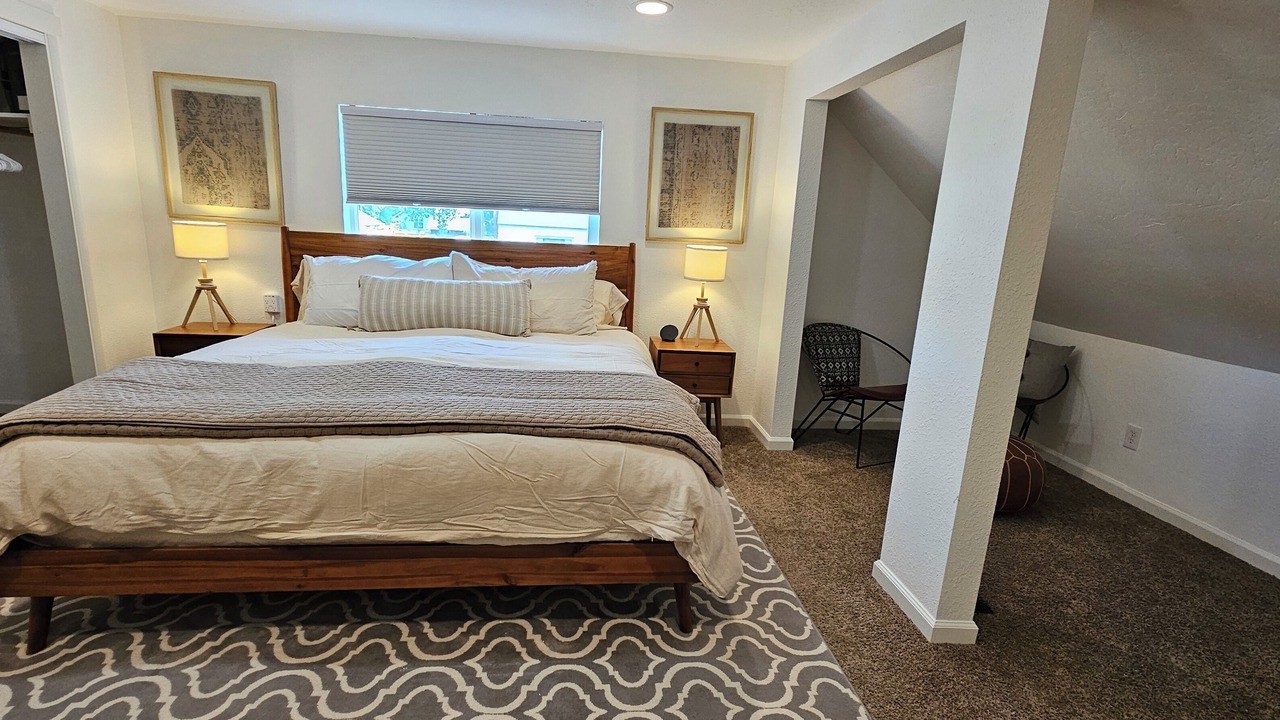 Photo of Bedroom in Garden District
