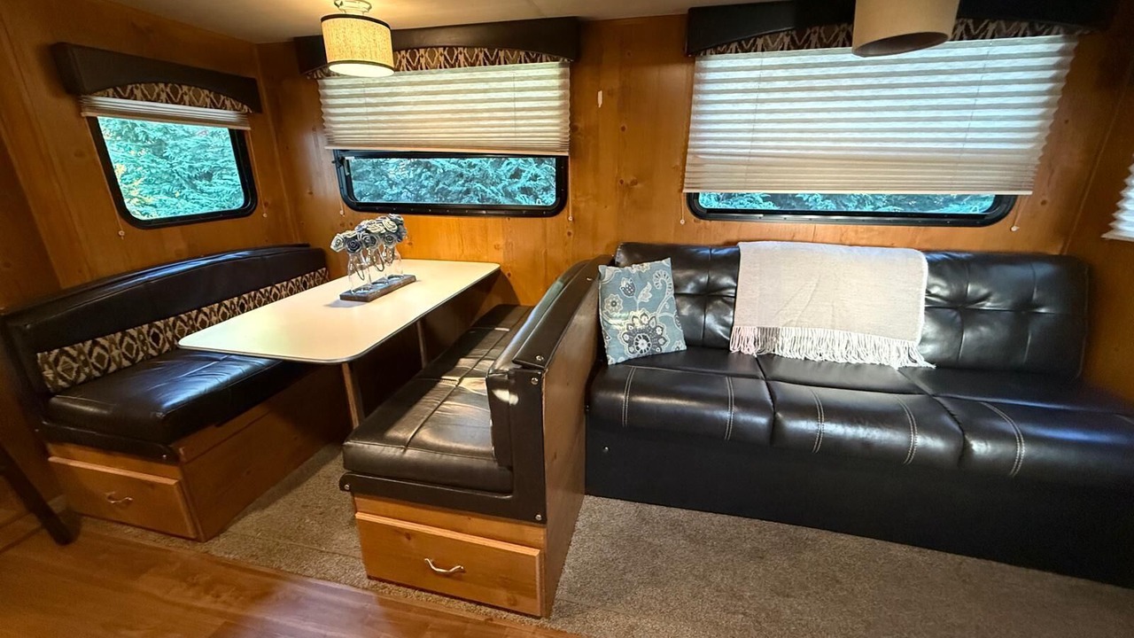 Photo of Livingroom in Milton